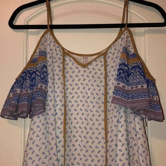 Dress - Picture 3 of 3